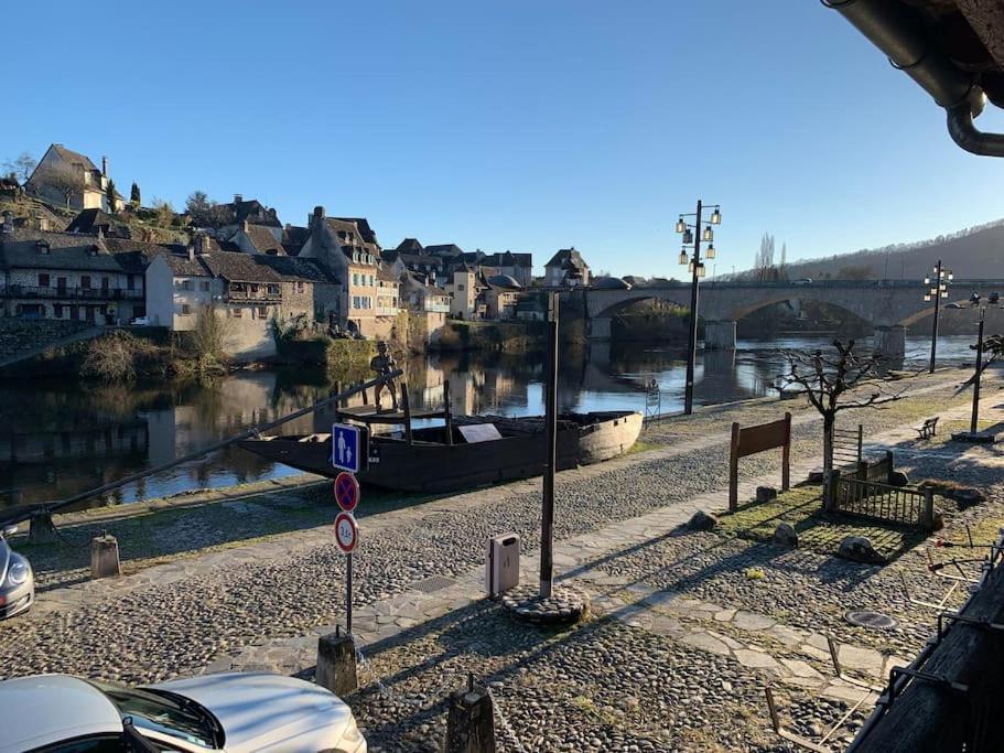 Maison En Pierre Sur Les Quais De La Dordogne Argentat Ngoại thất bức ảnh